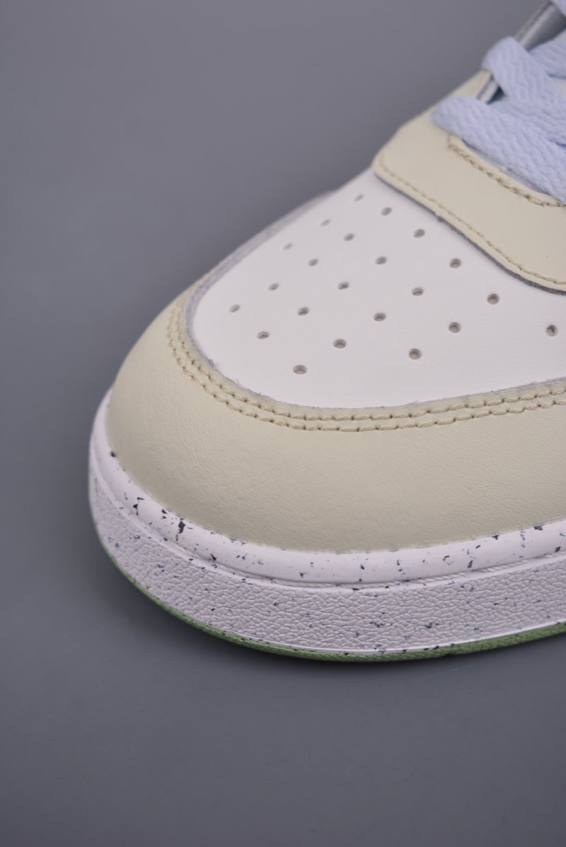 Nike Court Vision Low view