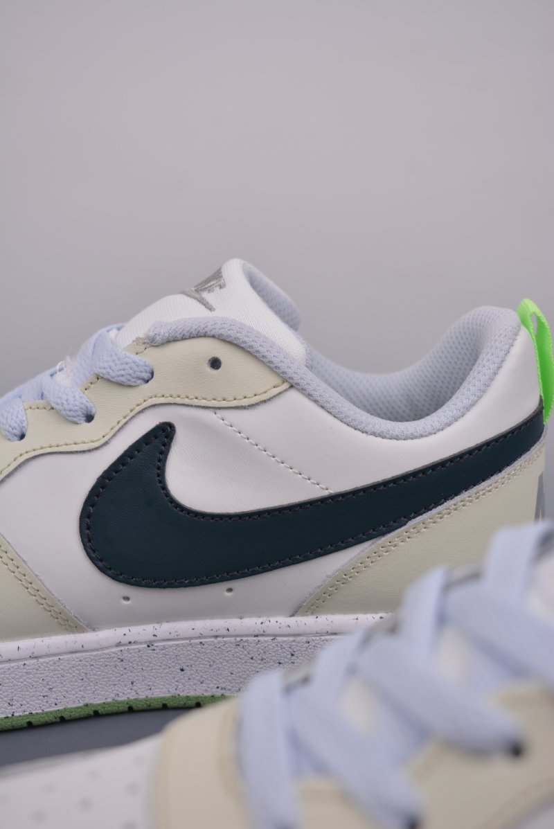 Nike Court Vision Low view