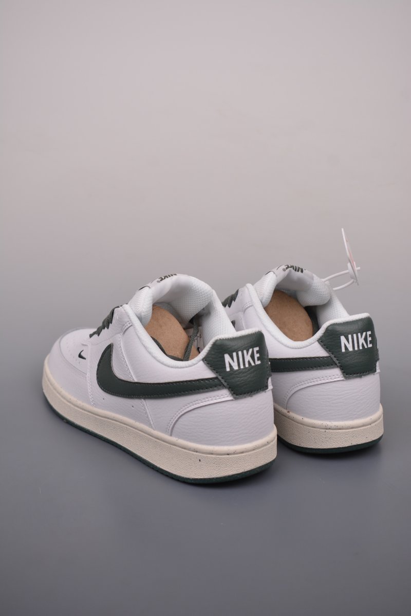 Nike Court Vision Low view
