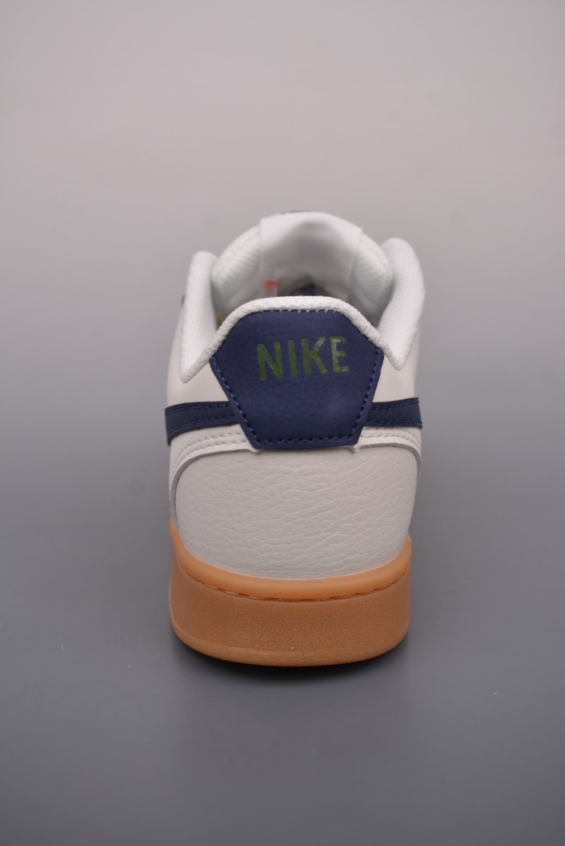 Nike Court Vision Low view