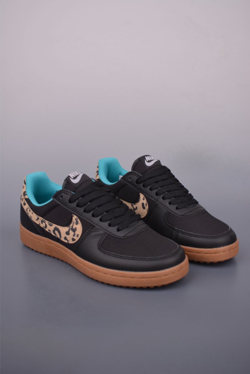 Nike Field General