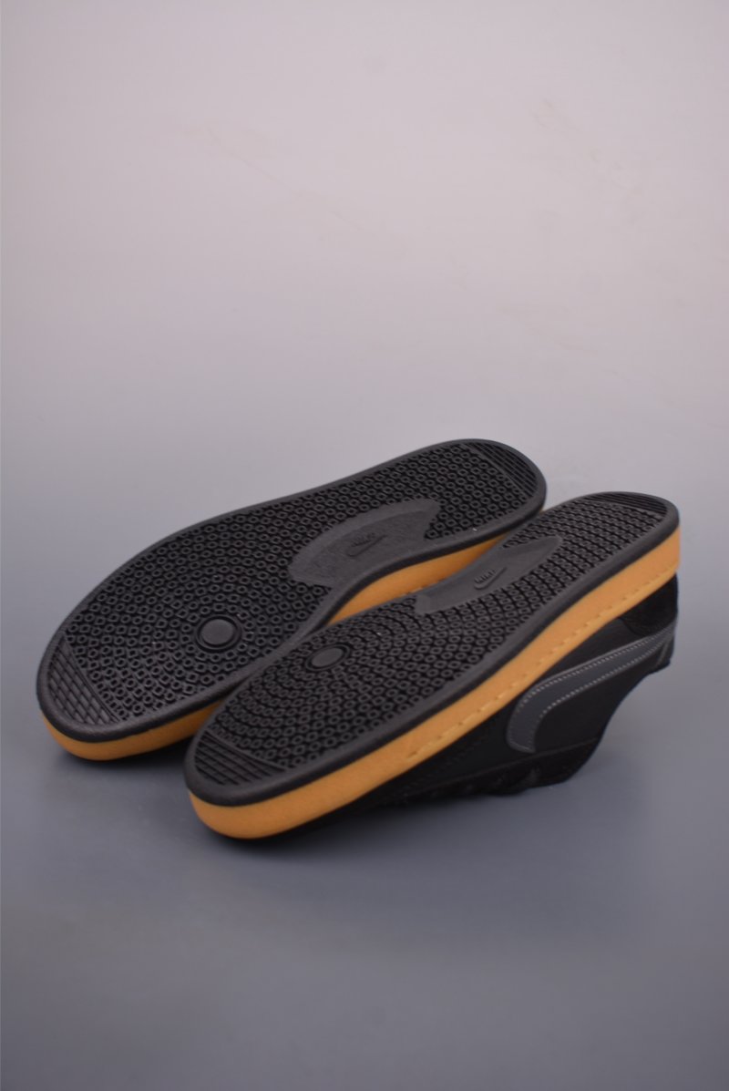 Nike SB FC Classic view