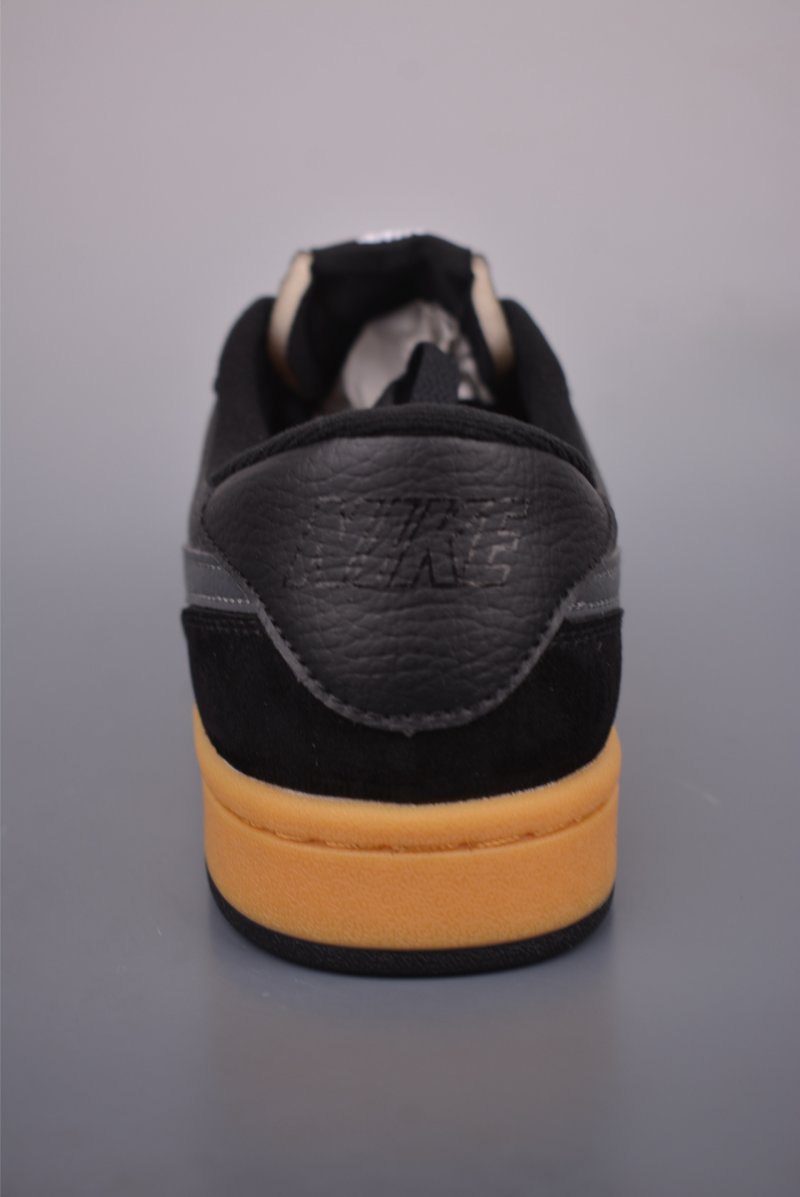 Nike SB FC Classic view