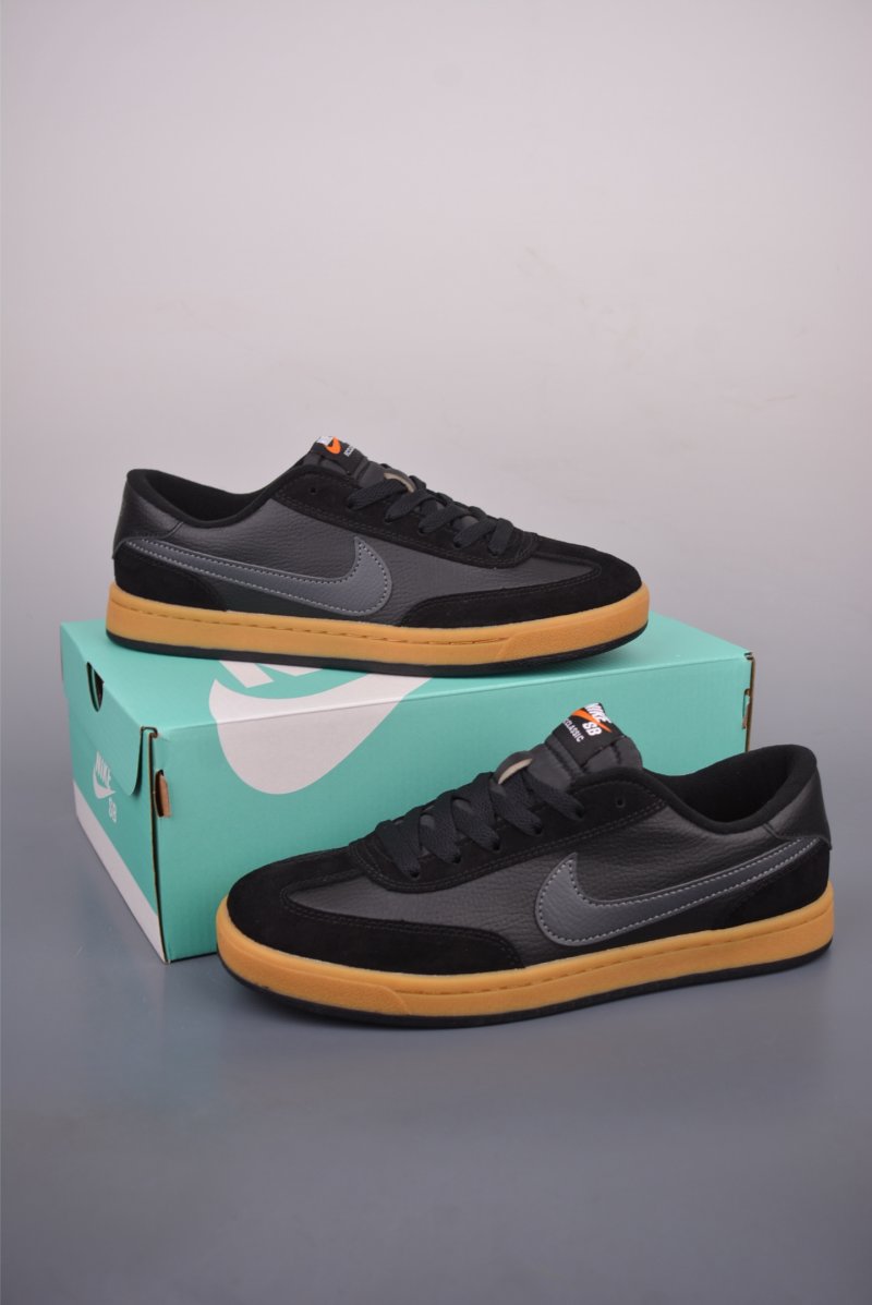 Nike SB FC Classic view
