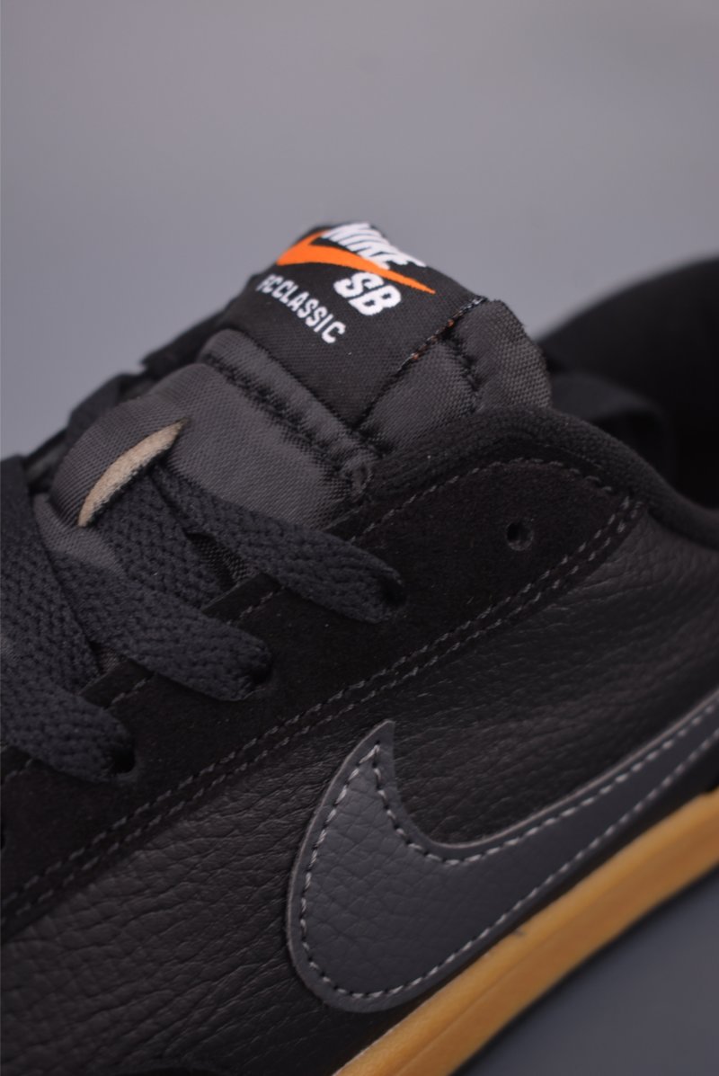 Nike SB FC Classic view