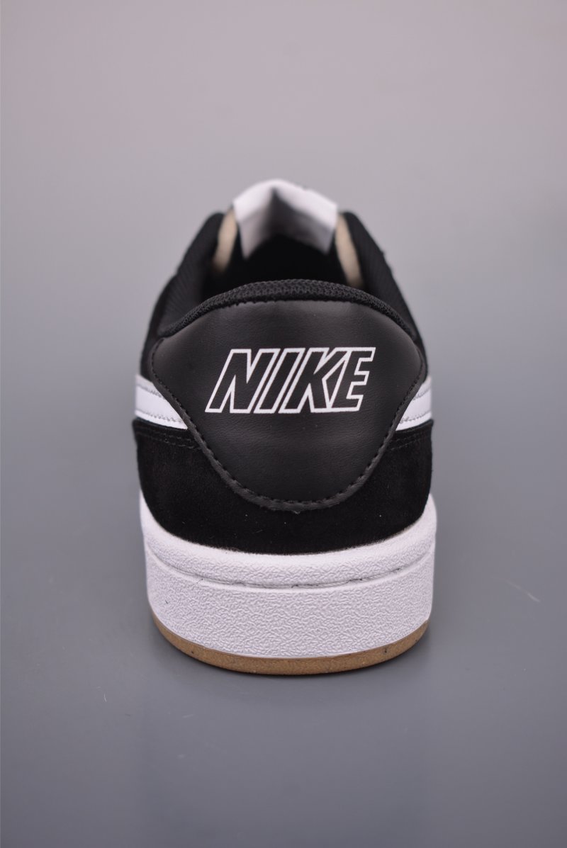 Nike SB FC Classic view