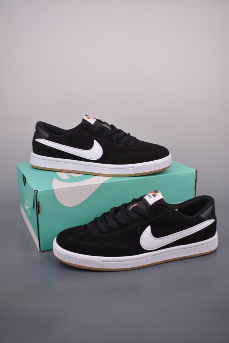 Nike SB FC Classic view