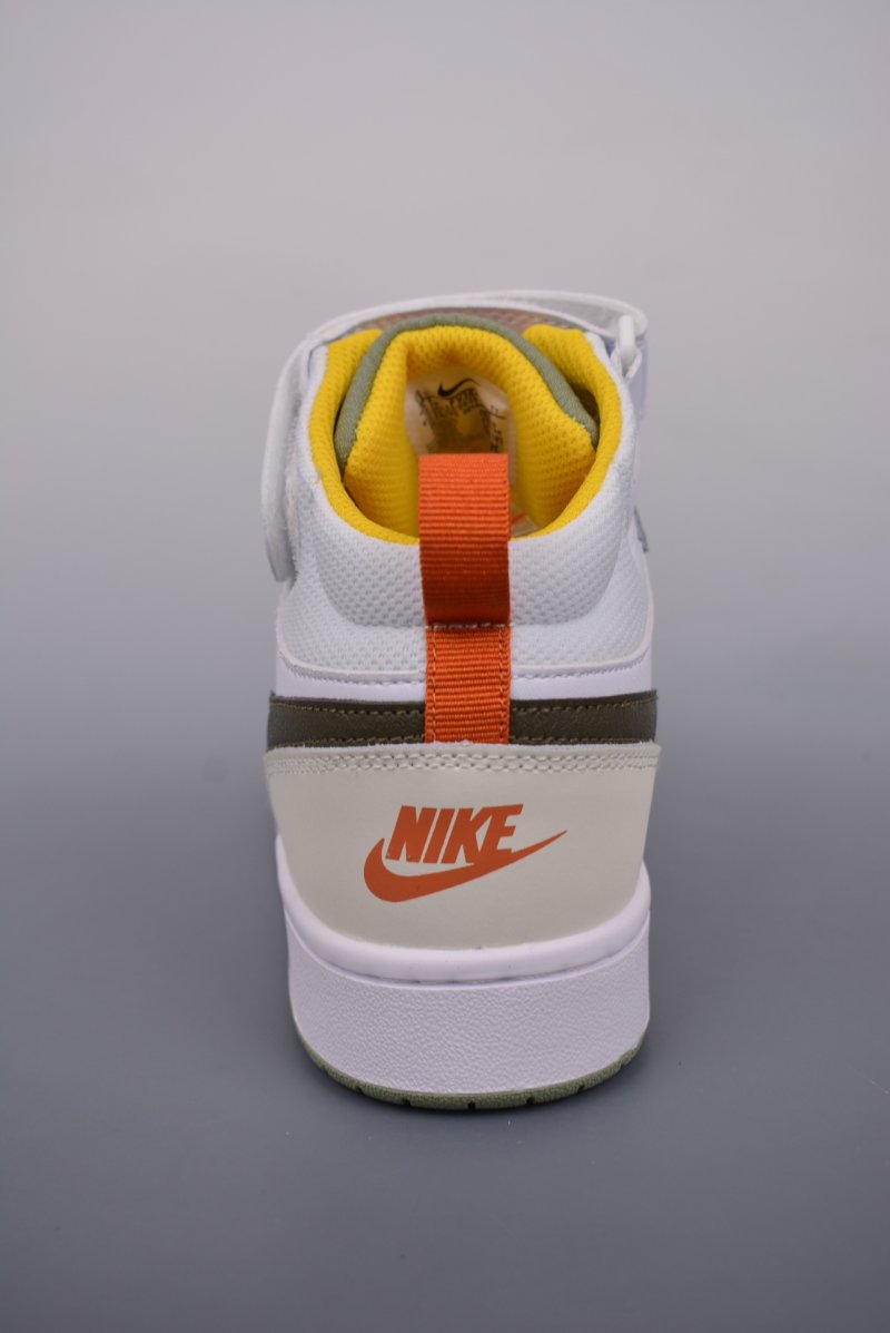 Nike Court Borough Mid view