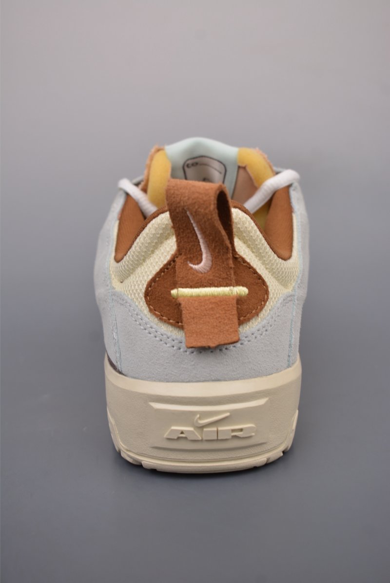 Nike SB Day One view