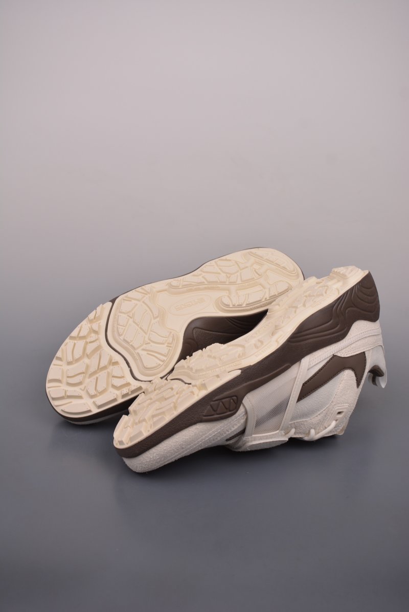 Nike Shark-A-Don 'Travis Scott Sail' view