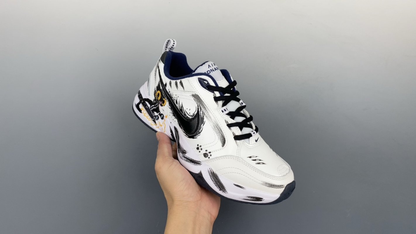 Nike Air Monarch IV M2K Tekno