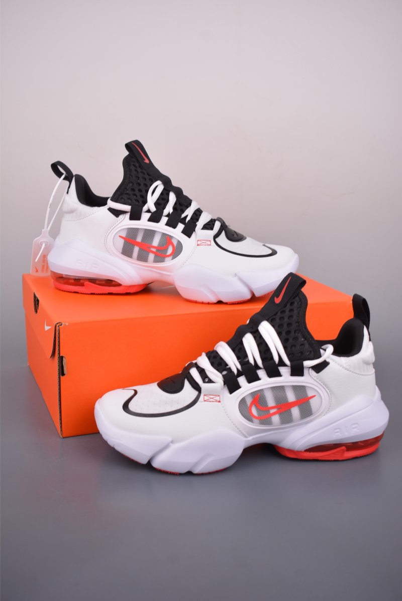 Nike Air Max Alpha Savage 2 view