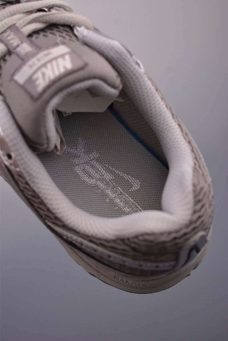 Nike Air Max Moto 2K view