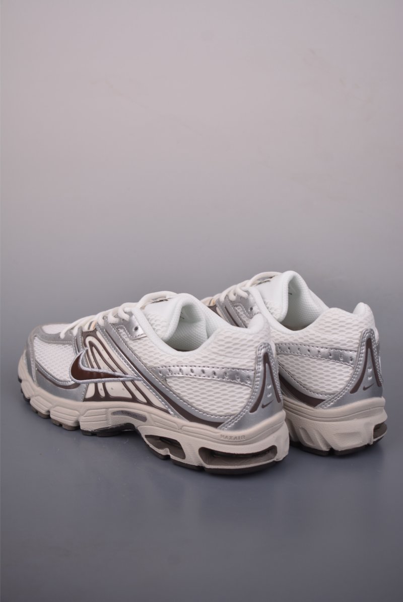 Nike Air Max Moto 2K view