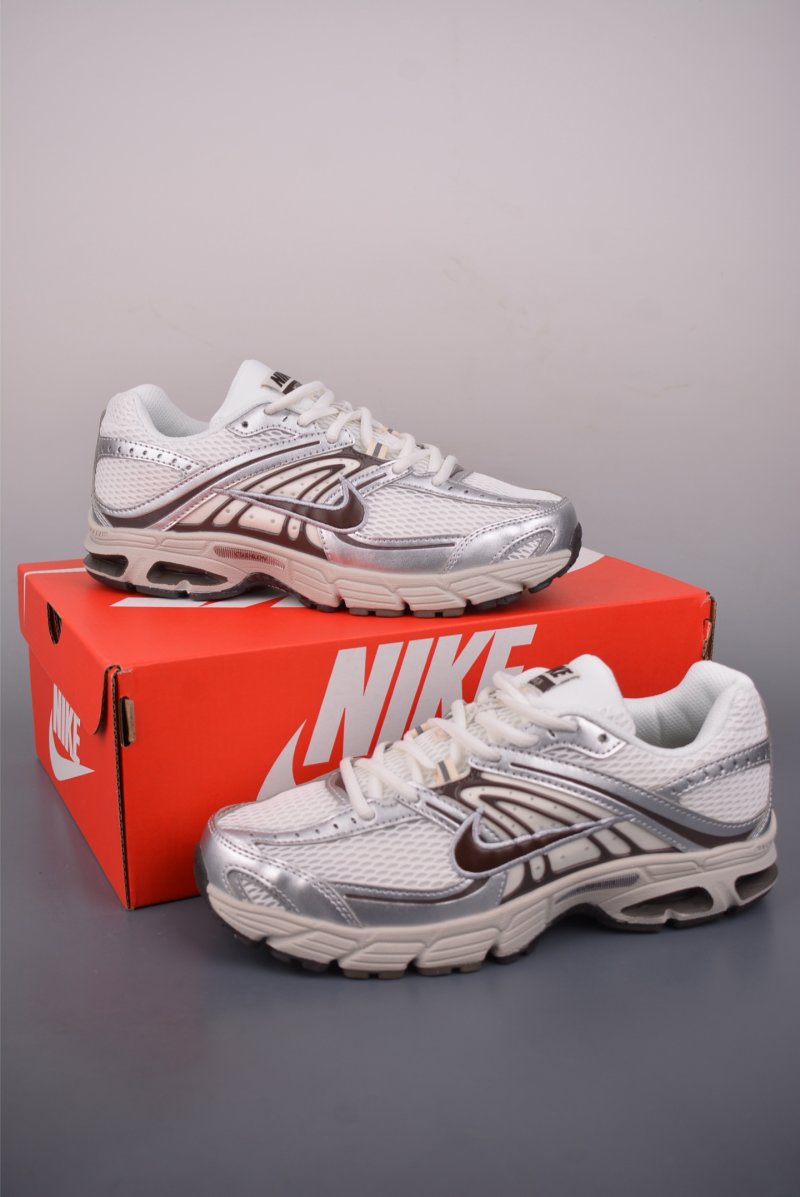 Nike Air Max Moto 2K view