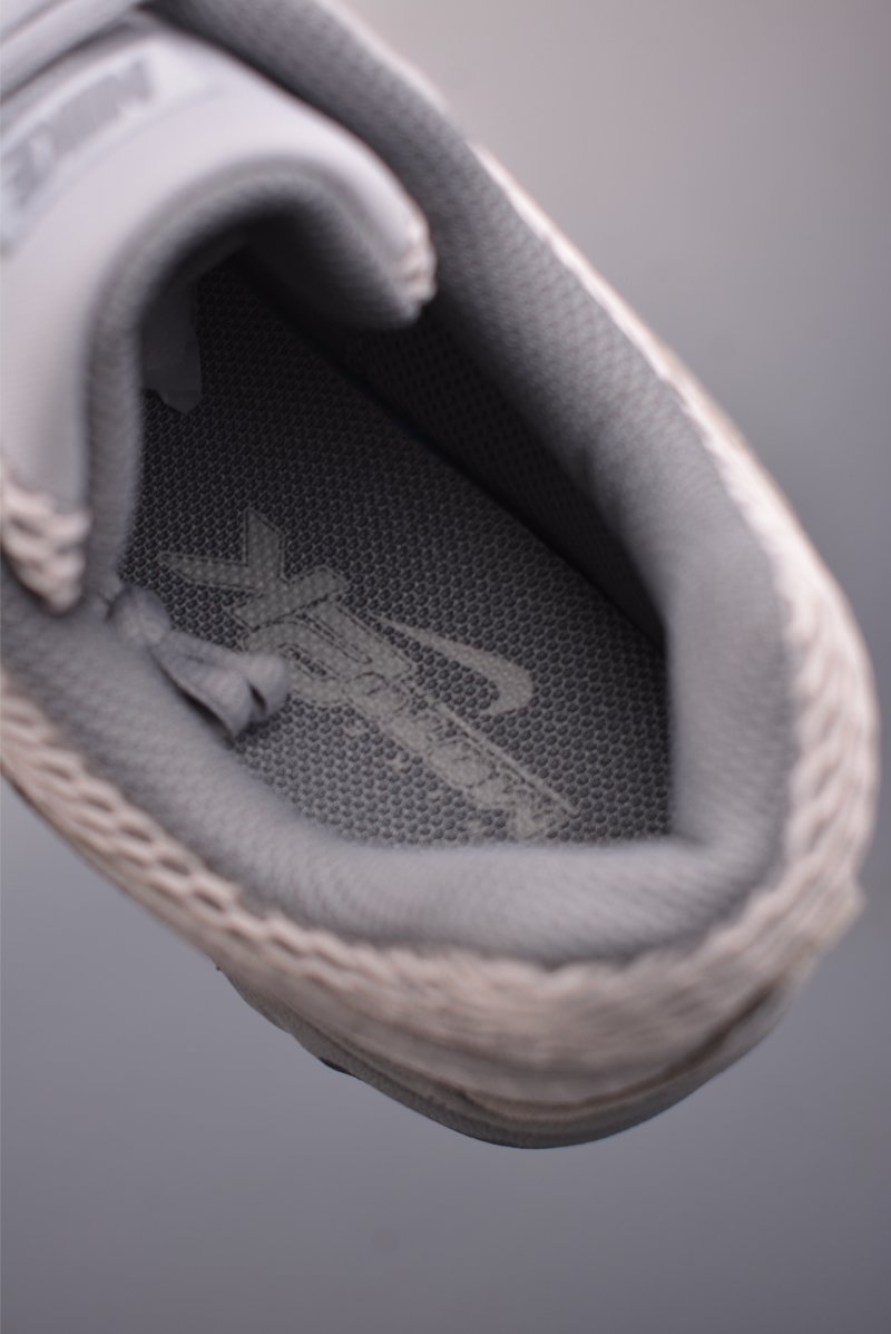 Nike Air Max Moto 2K view