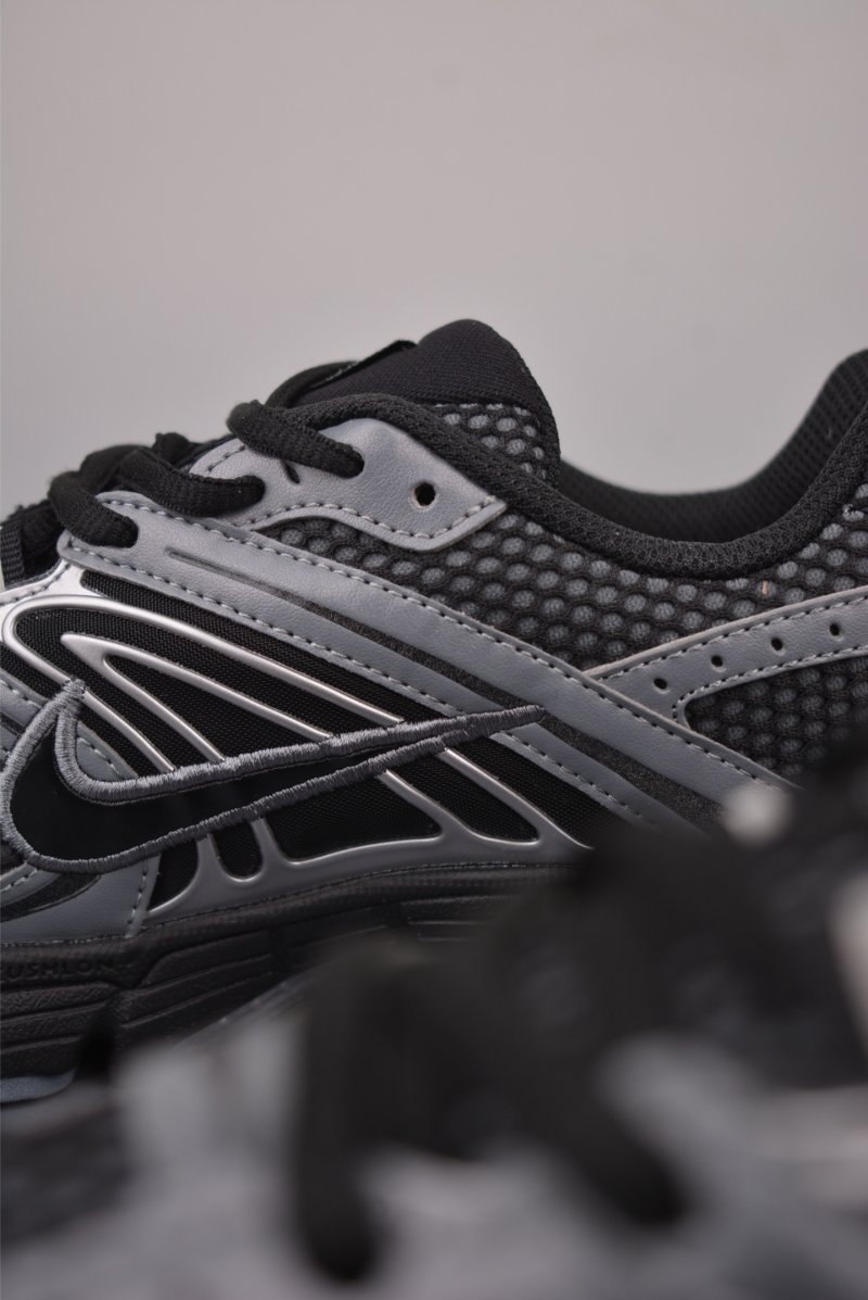 Nike Air Max Moto 2K view