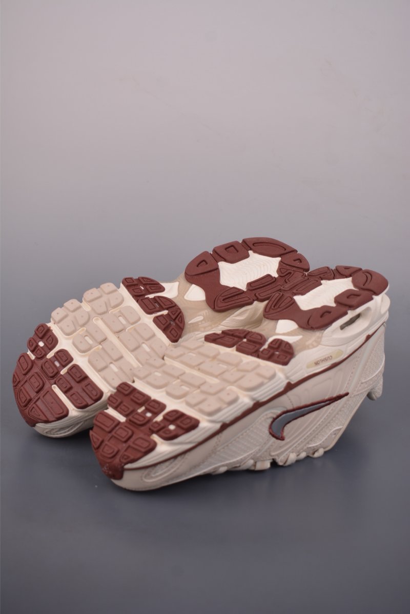 Nike Air Max Moto 2K view