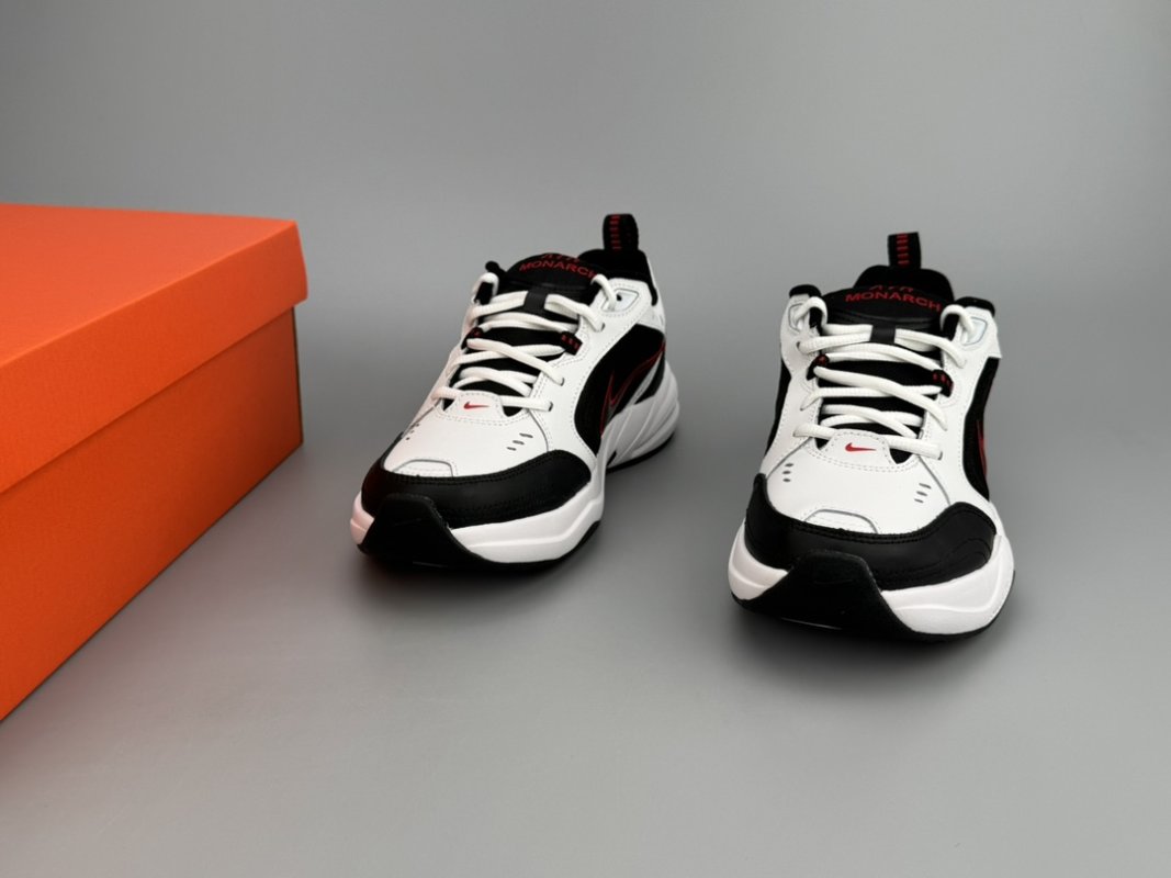 Nike Air Monarch IV view
