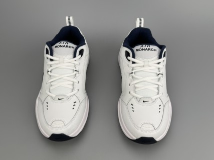 Nike Air Monarch IV view 3