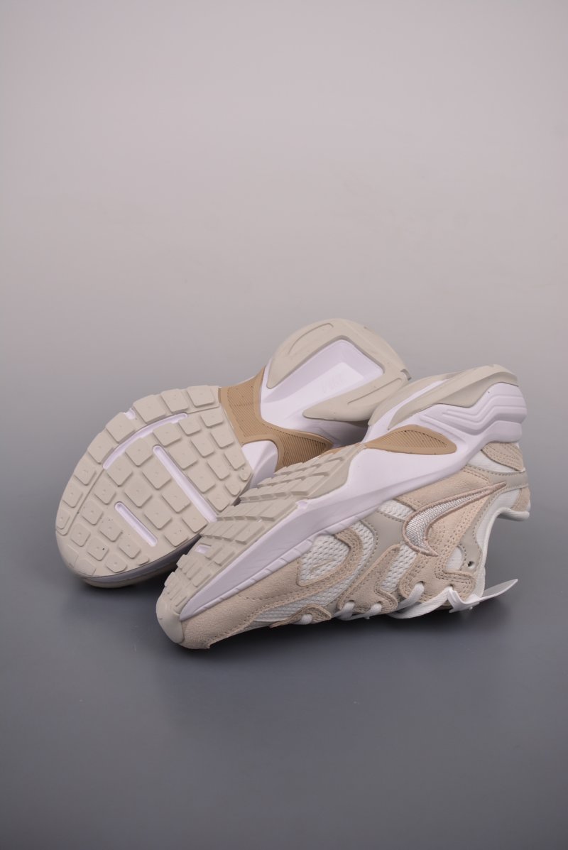 Nike Air Pegasus AL8 view