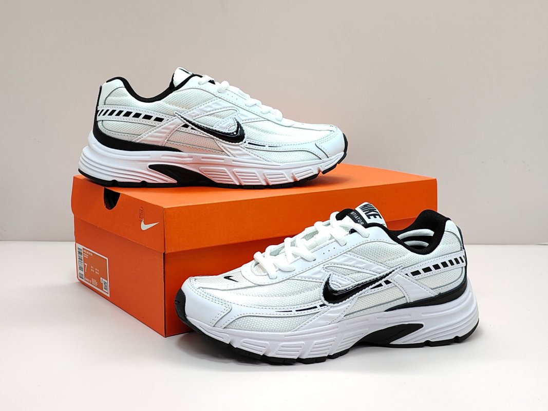 Nike Initiator view