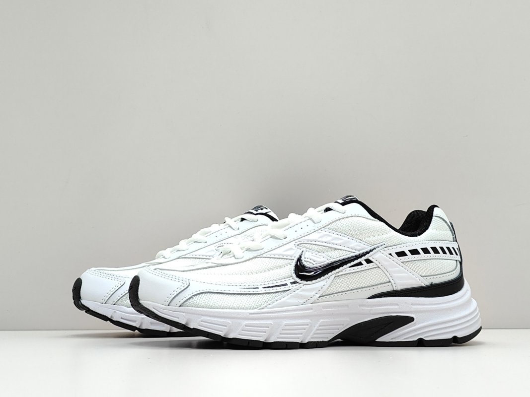 Nike Initiator view