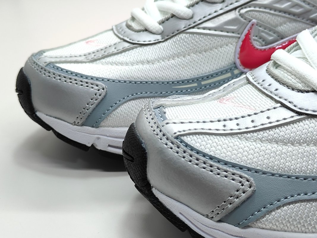Nike Initiator view