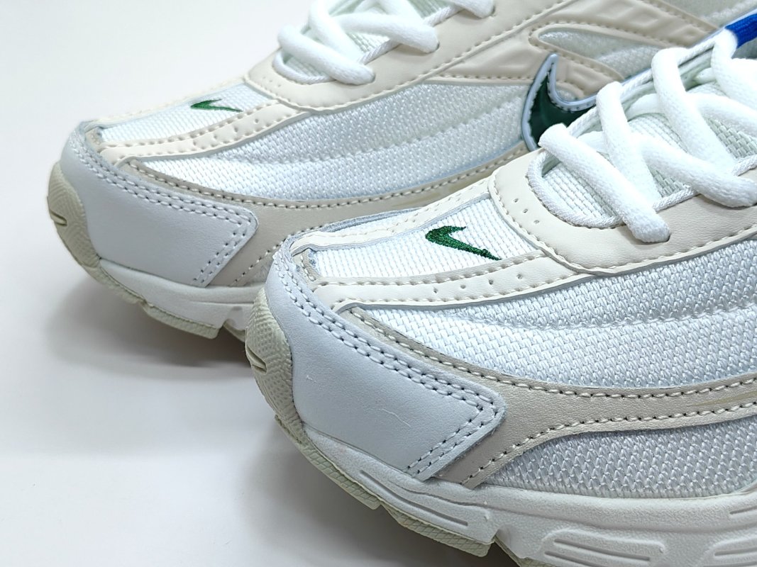 Nike Initiator view