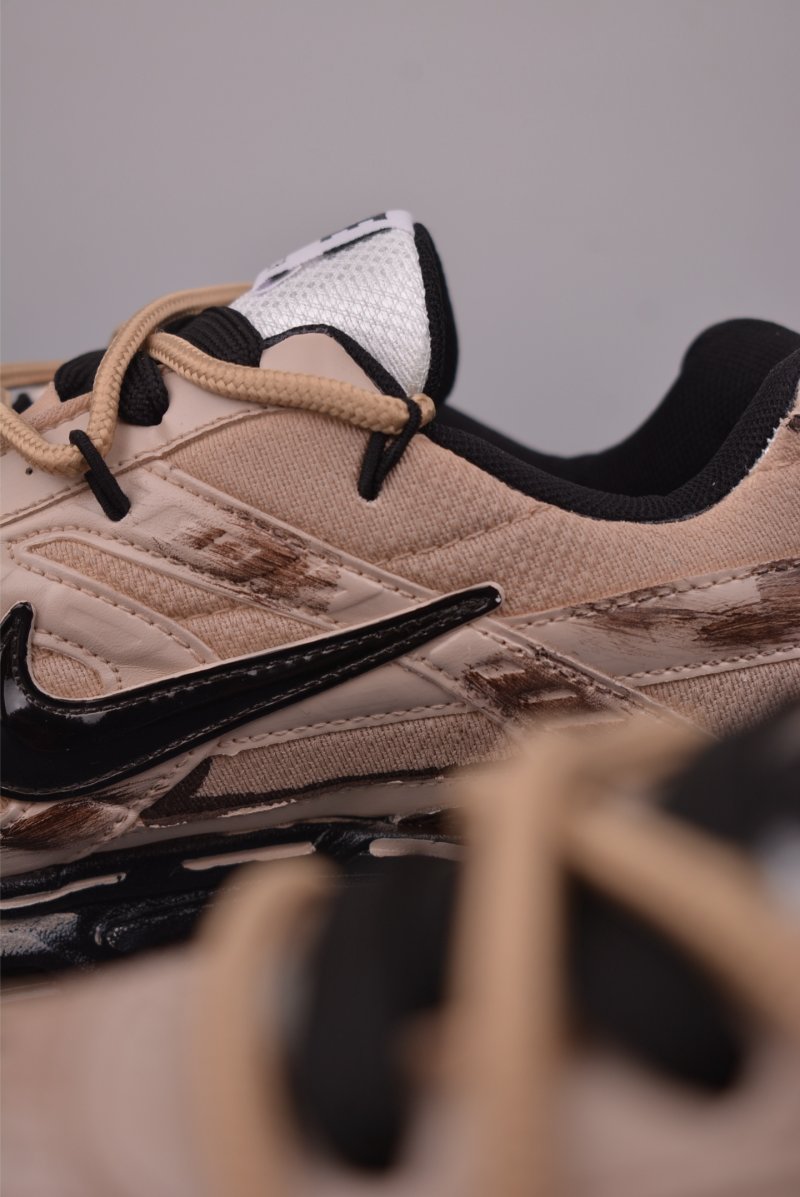 Nike Initiator RNR view