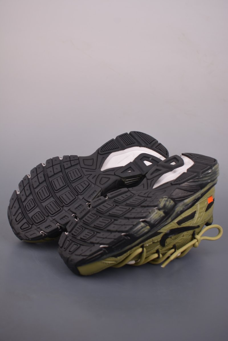 Nike Initiator RNR view
