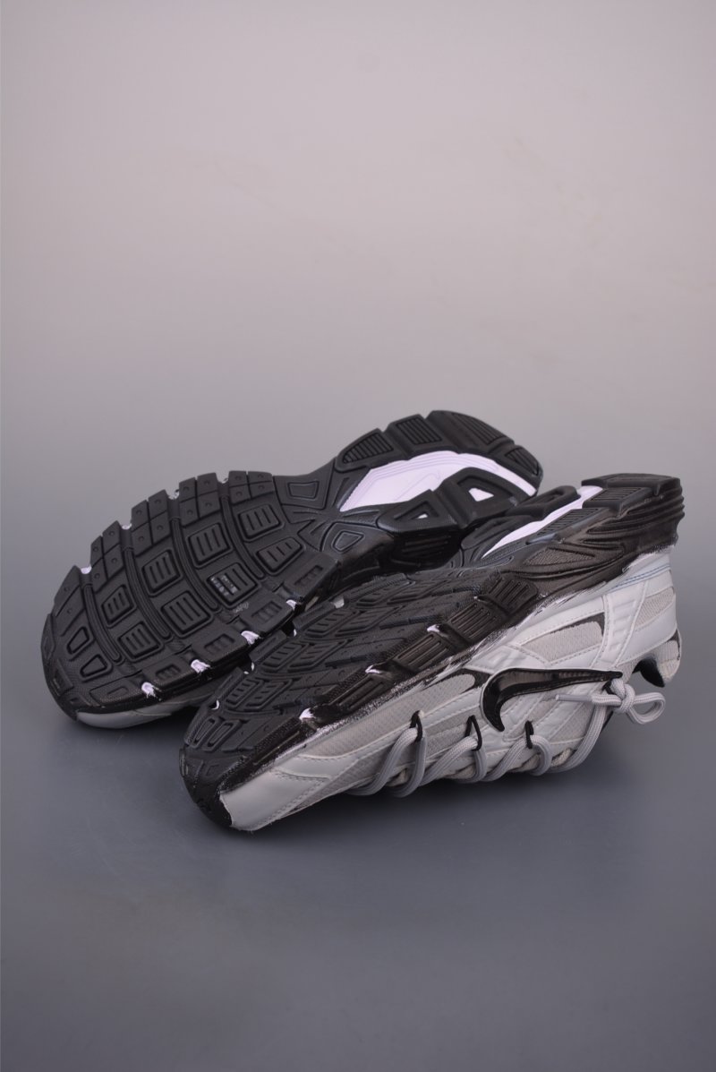 Nike Initiator Running view