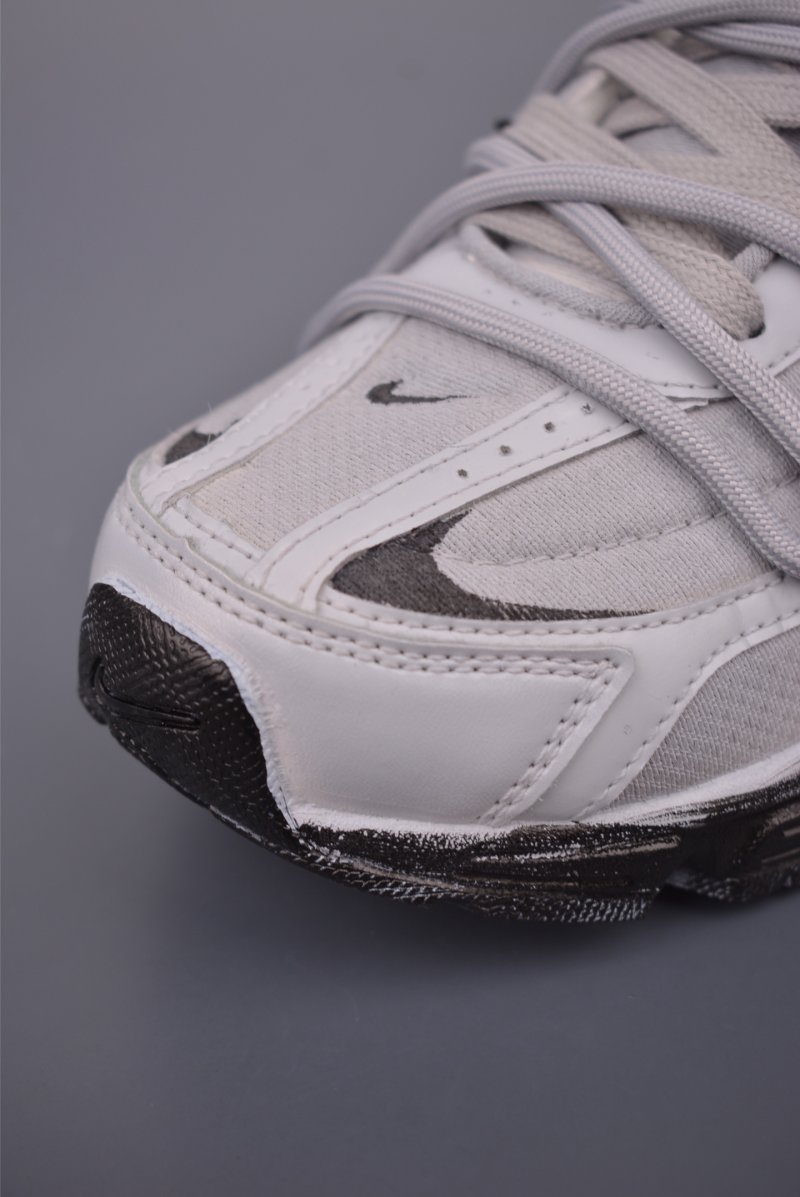 Nike Initiator Running view