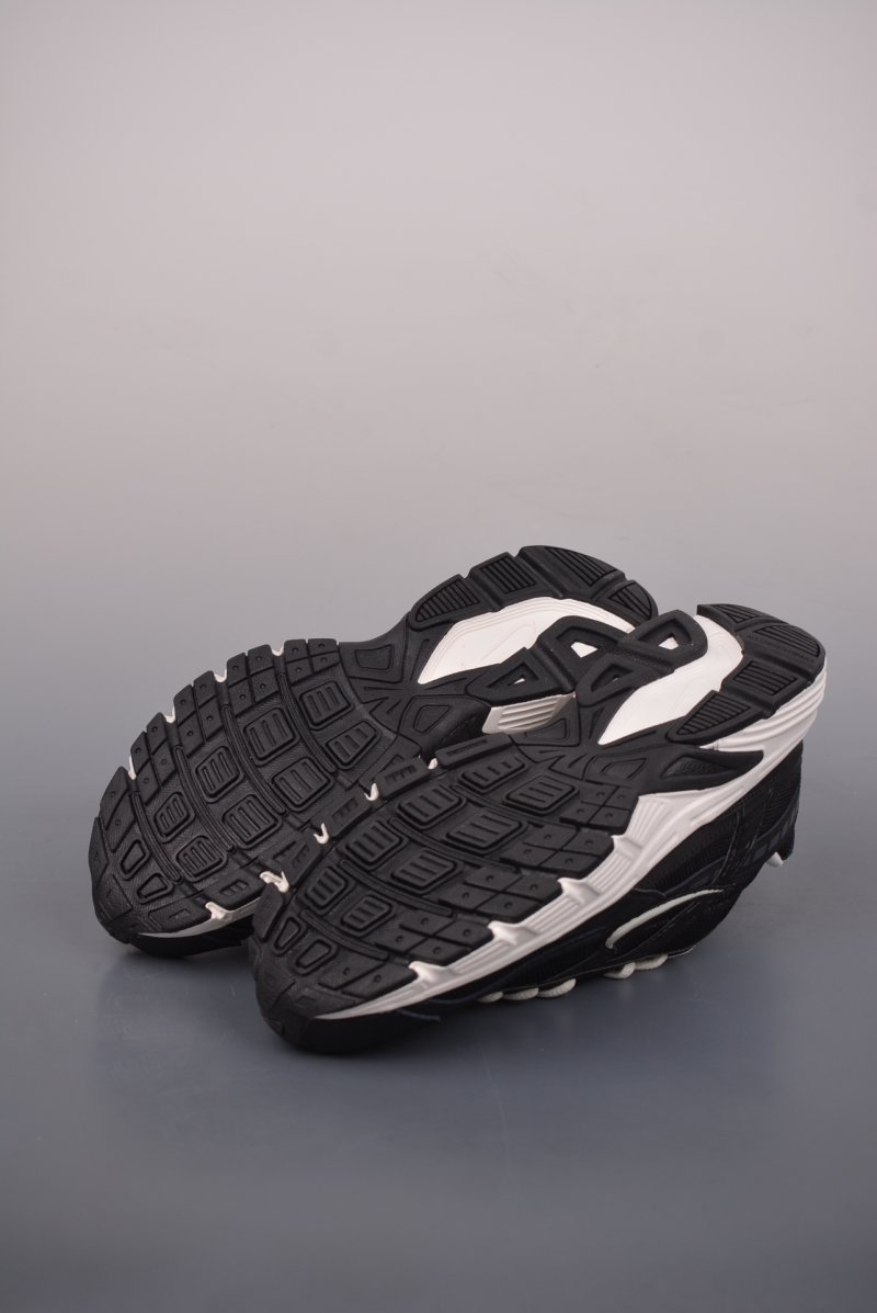 Nike Initiator Running view