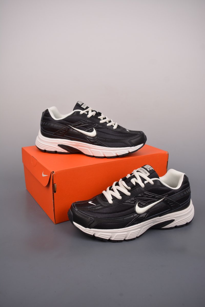 Nike Initiator Running view