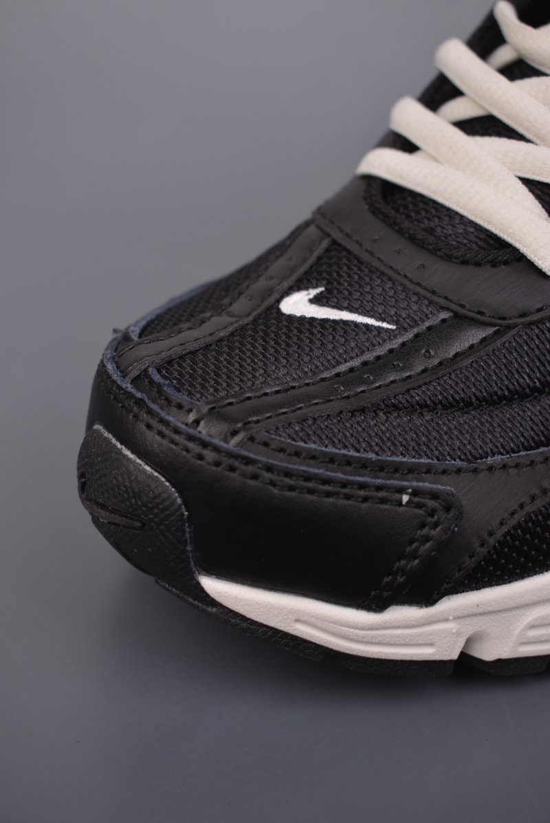 Nike Initiator Running view