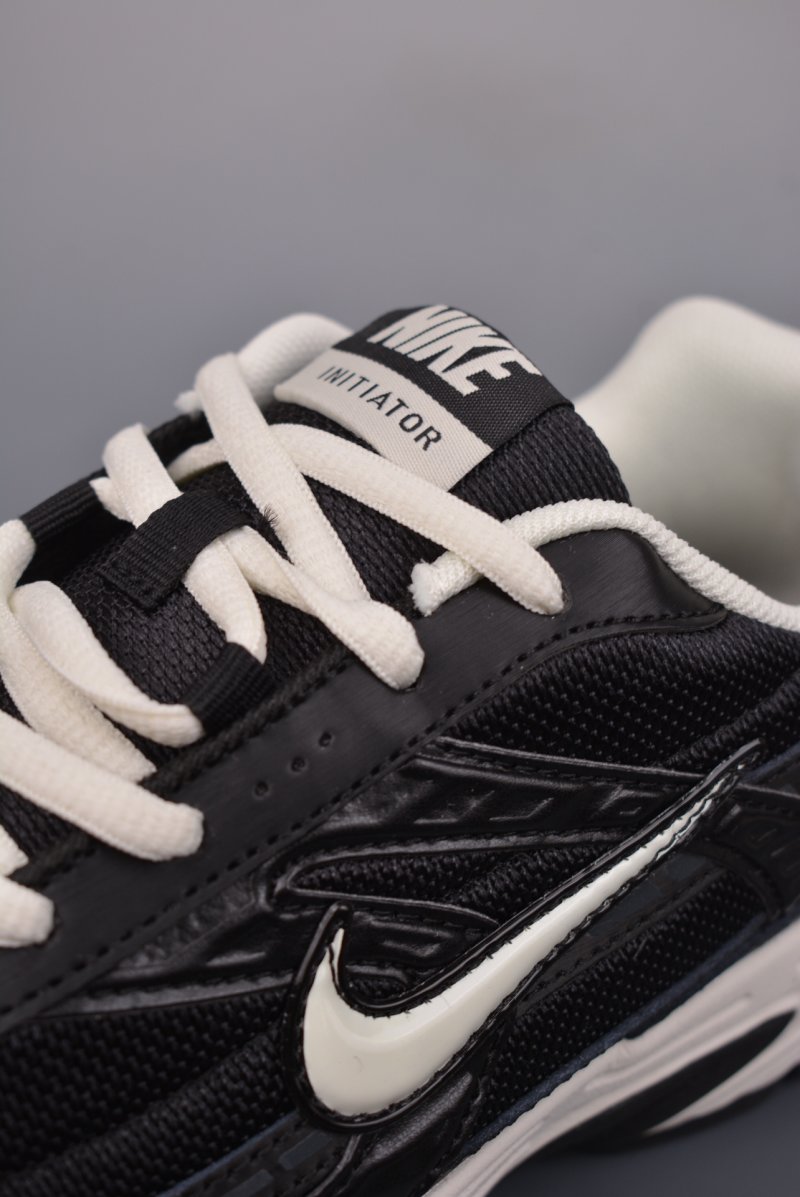 Nike Initiator Running view