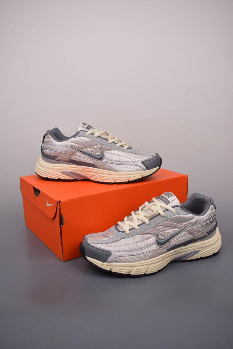 Nike Initiator Running view
