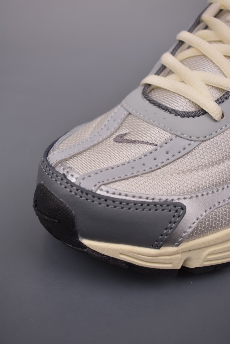 Nike Initiator Running view