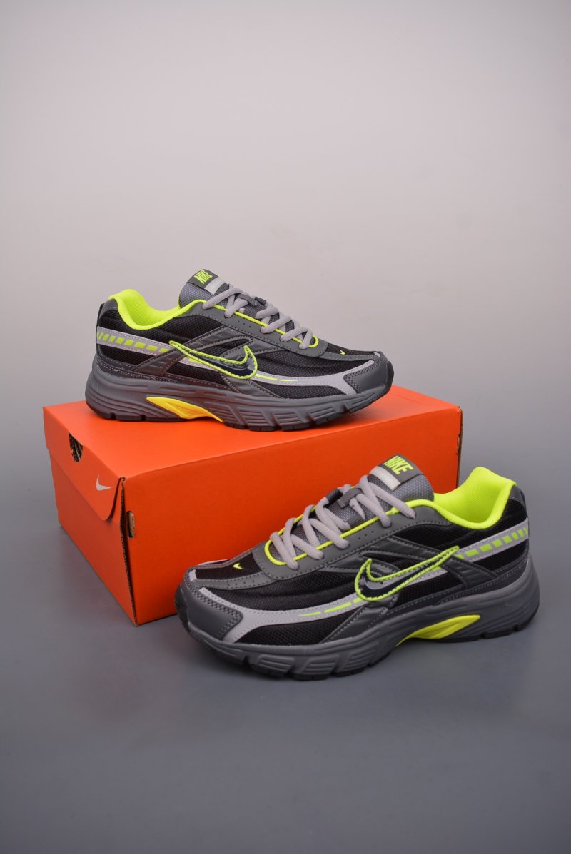 Nike Initiator P-6000 view