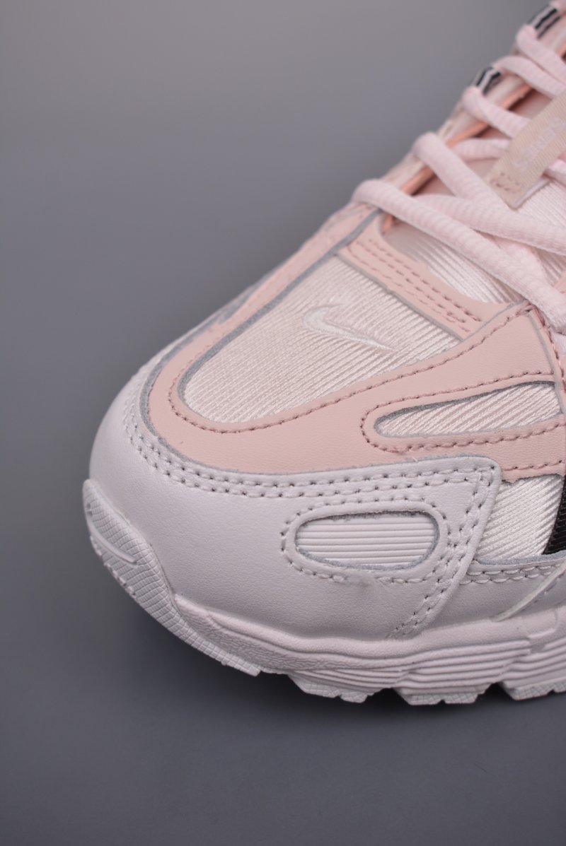 Nike Initiator P-6000 view