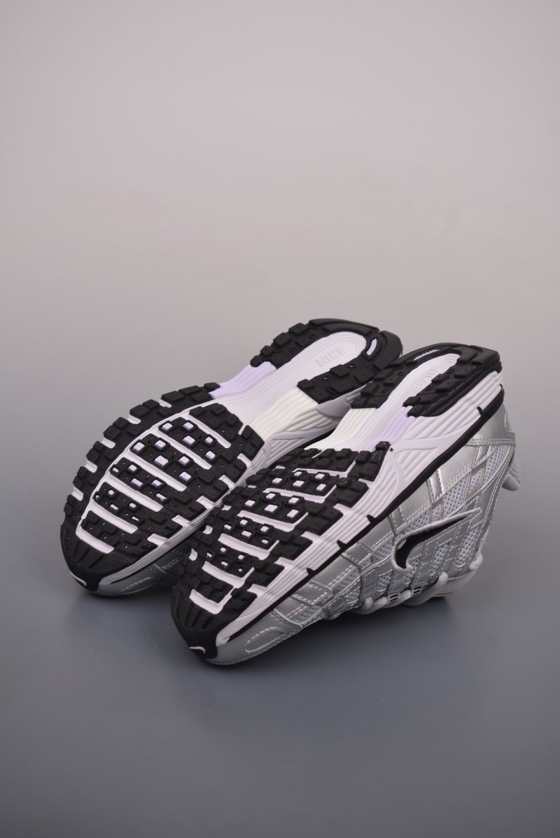 Nike Initiator P-6000 view