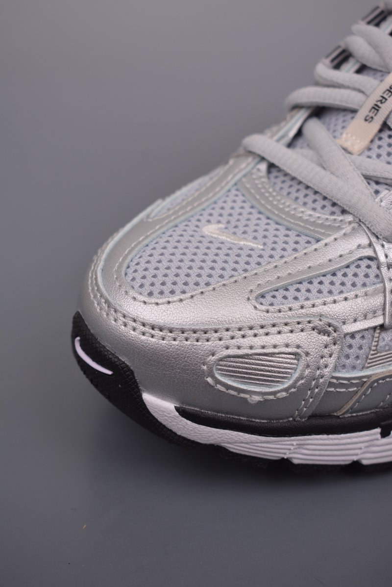 Nike Initiator P-6000 view