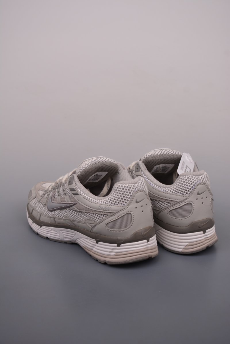Nike Initiator P-6000 view