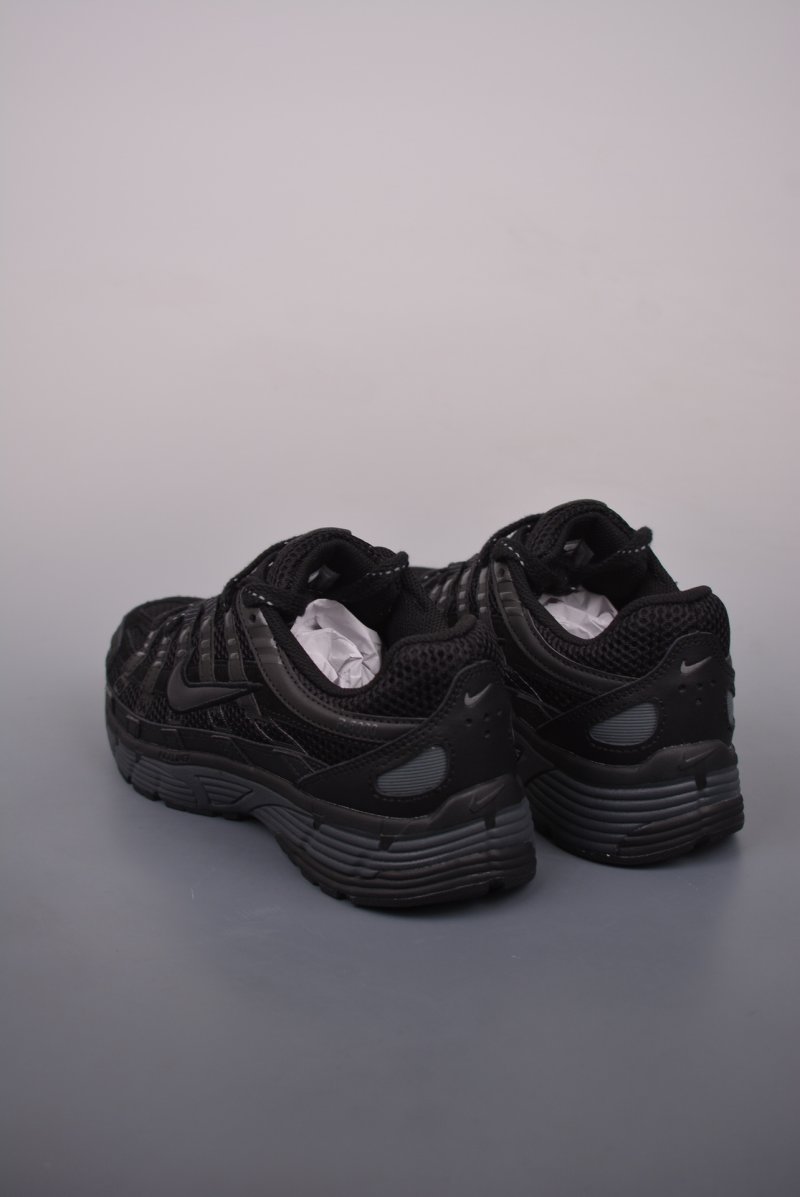 Nike Initiator P-6000 view