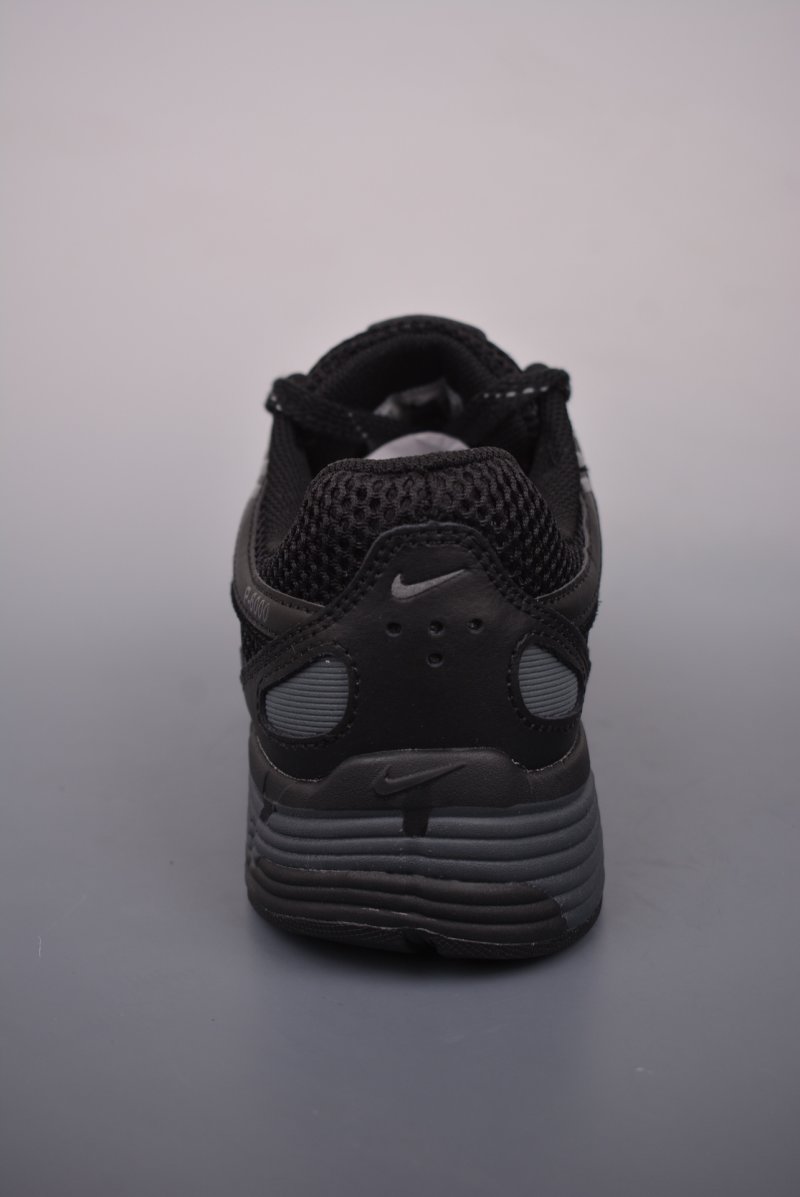 Nike Initiator P-6000 view