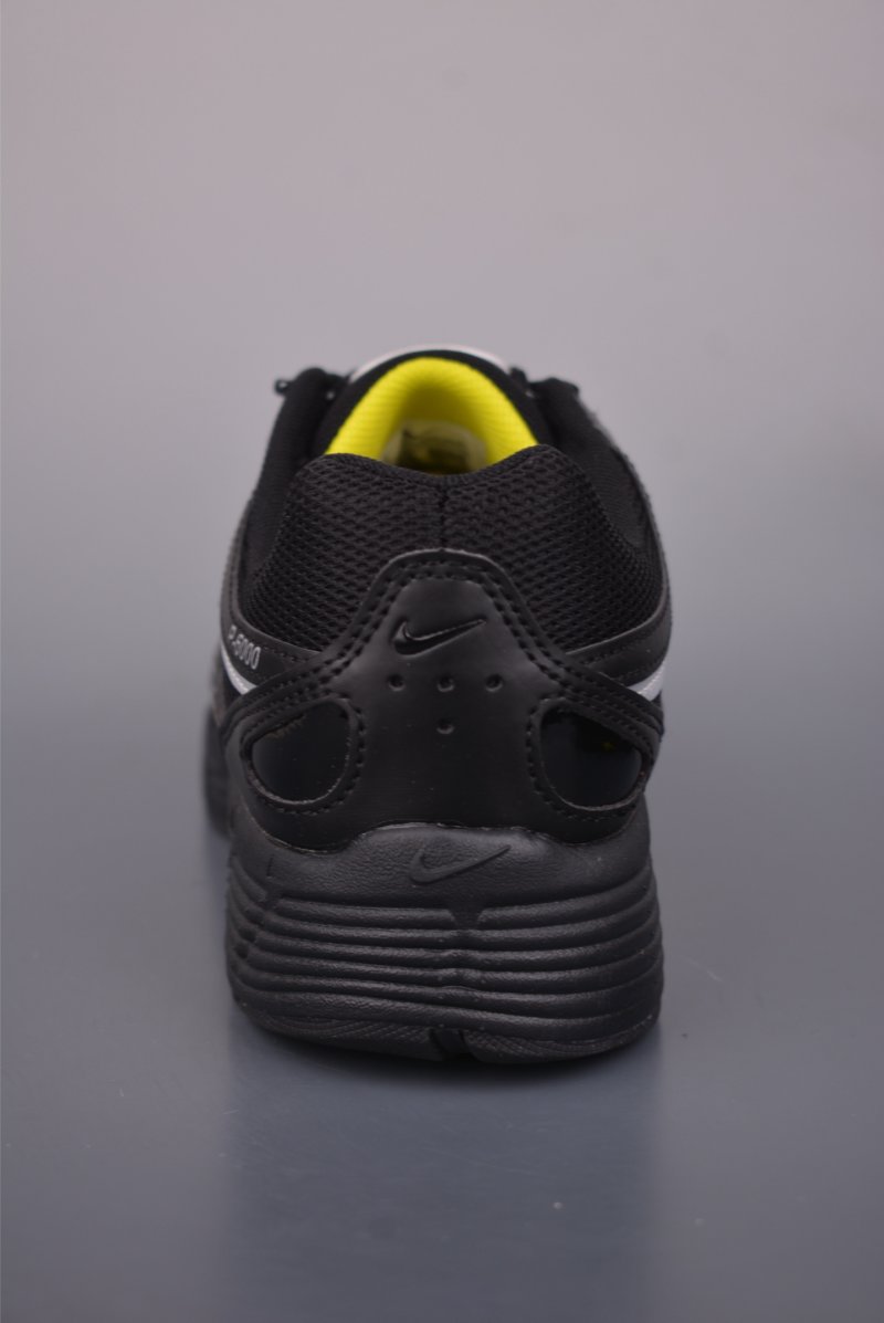 Nike Initiator P-6000 view