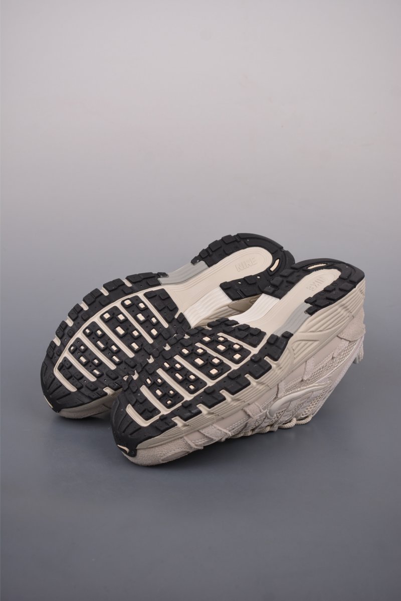 Nike Initiator P-6000 view