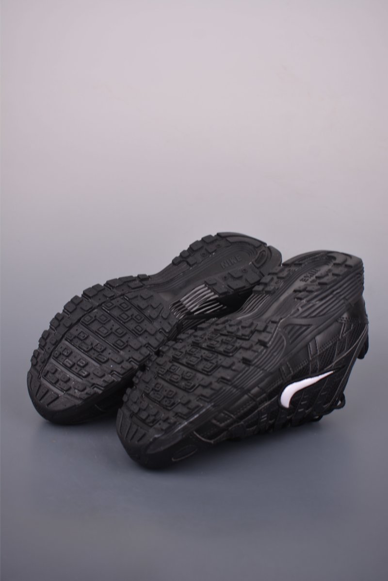 Nike Initiator P-6000 view