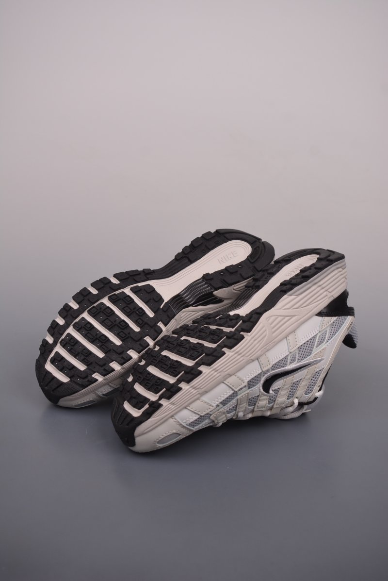 Nike Initiator P-6000 view